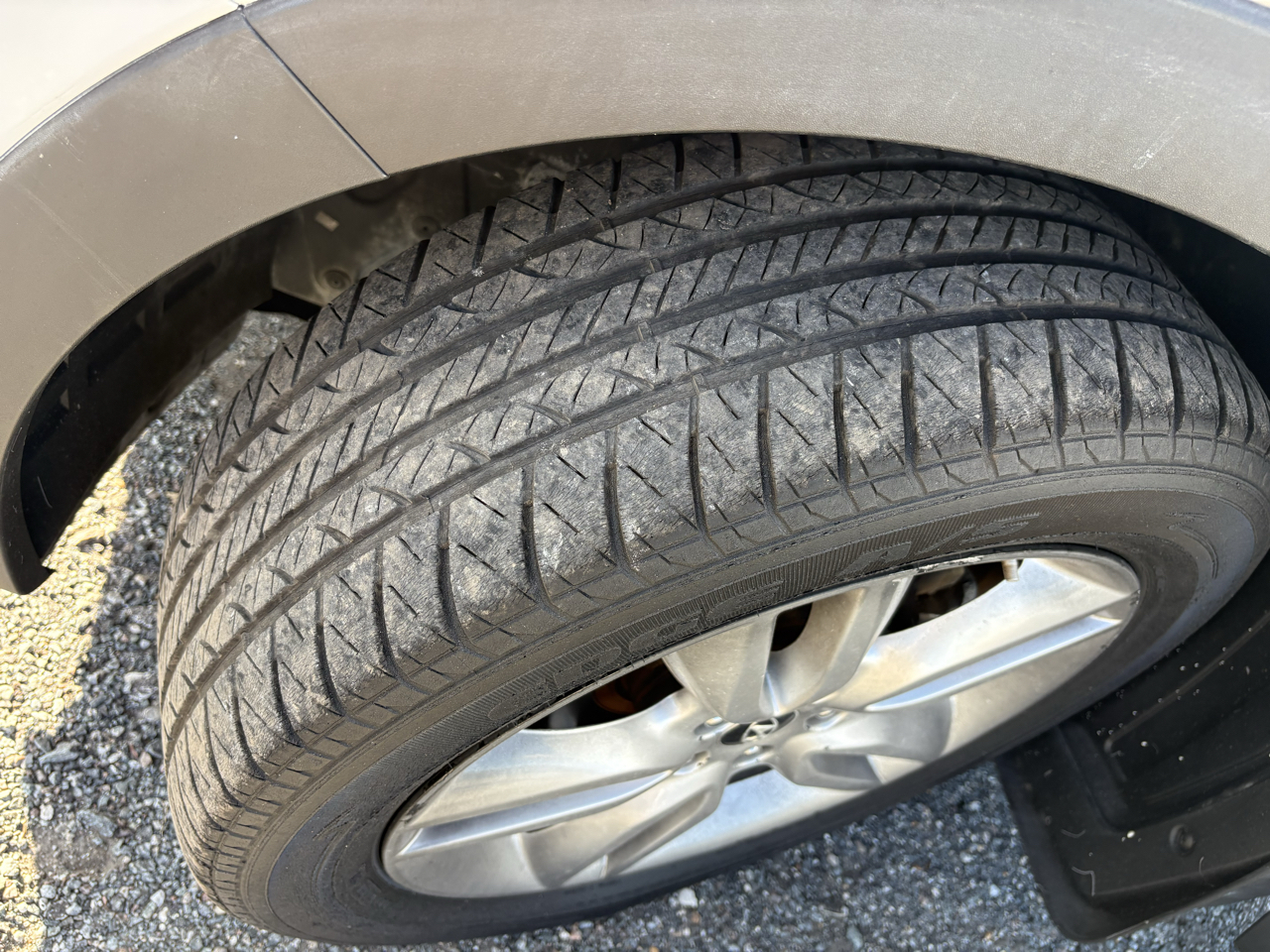 Hyundai Santa Fe FWD 4dr 2.0T Sport 2013