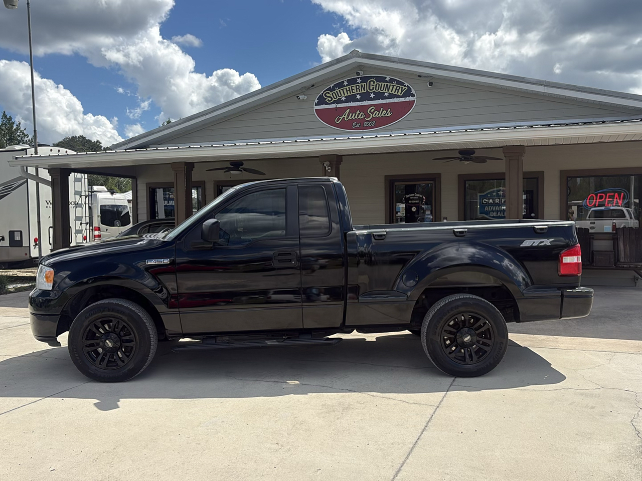 Ford F-150 Reg Cab Flareside 126" STX 2005