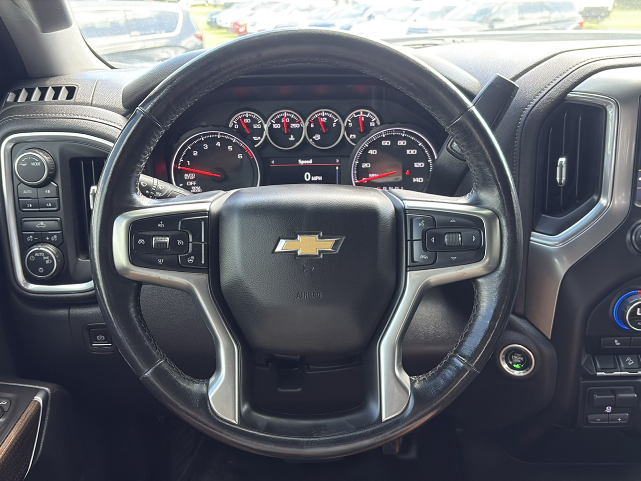 Chevrolet Silverado 1500 4WD Crew Cab 147" LT w/1LT 2021
