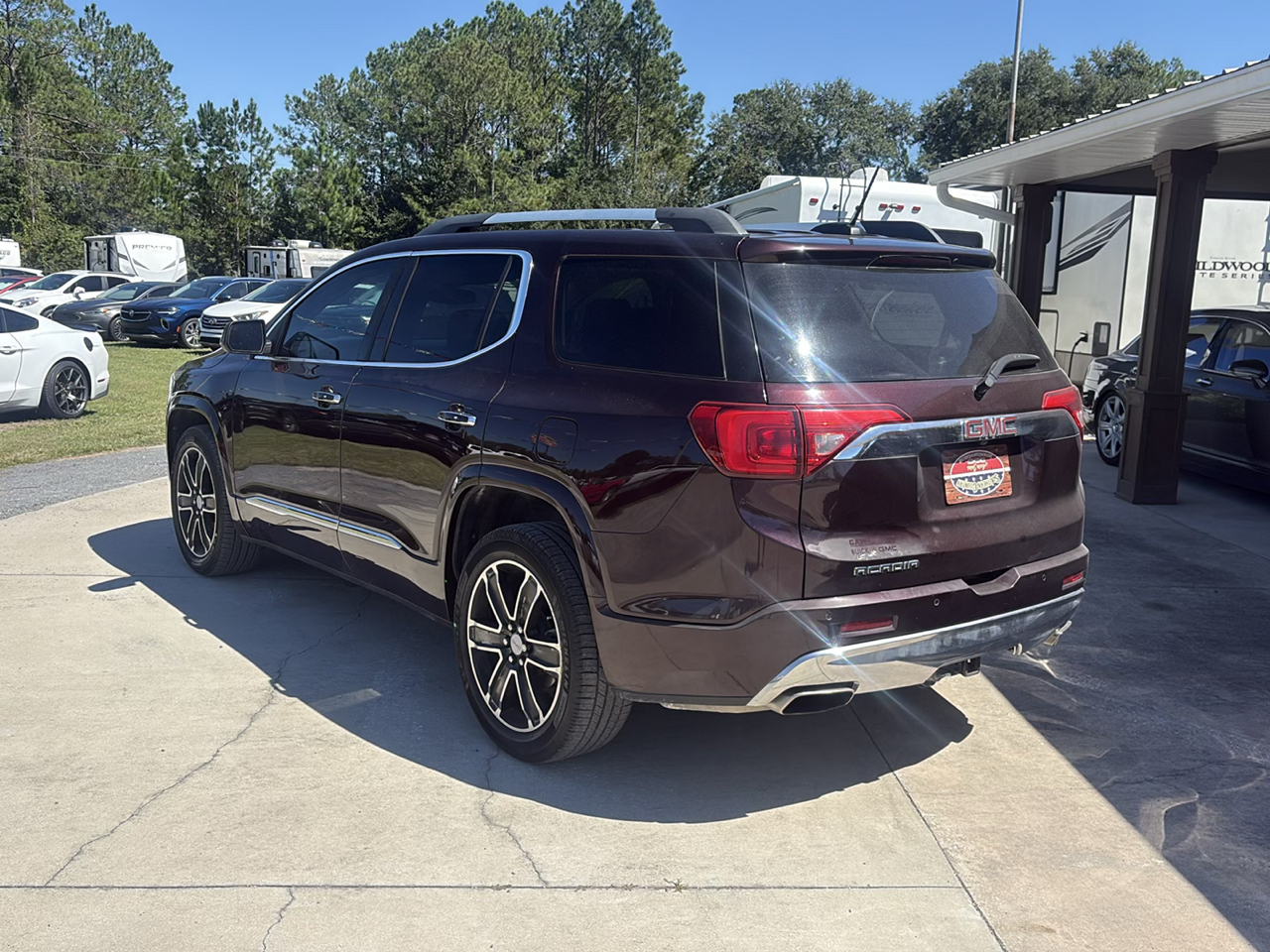 GMC Acadia FWD 4dr Denali 2017