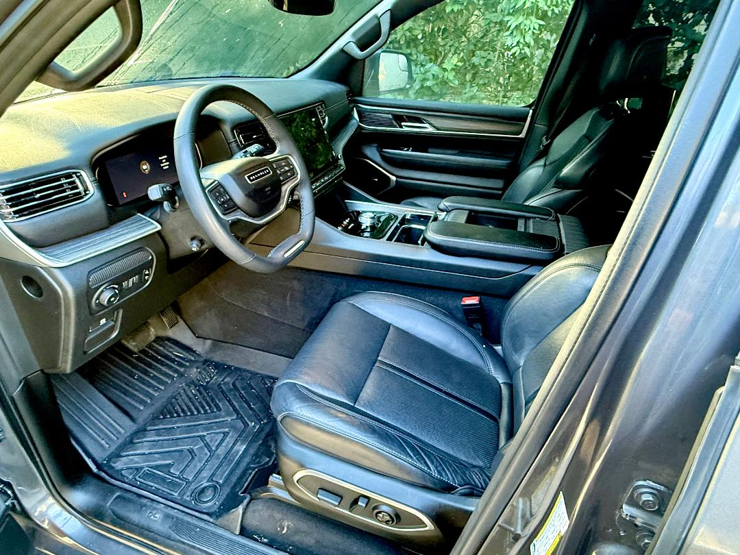 Jeep Wagoneer Series II 4x2 2024