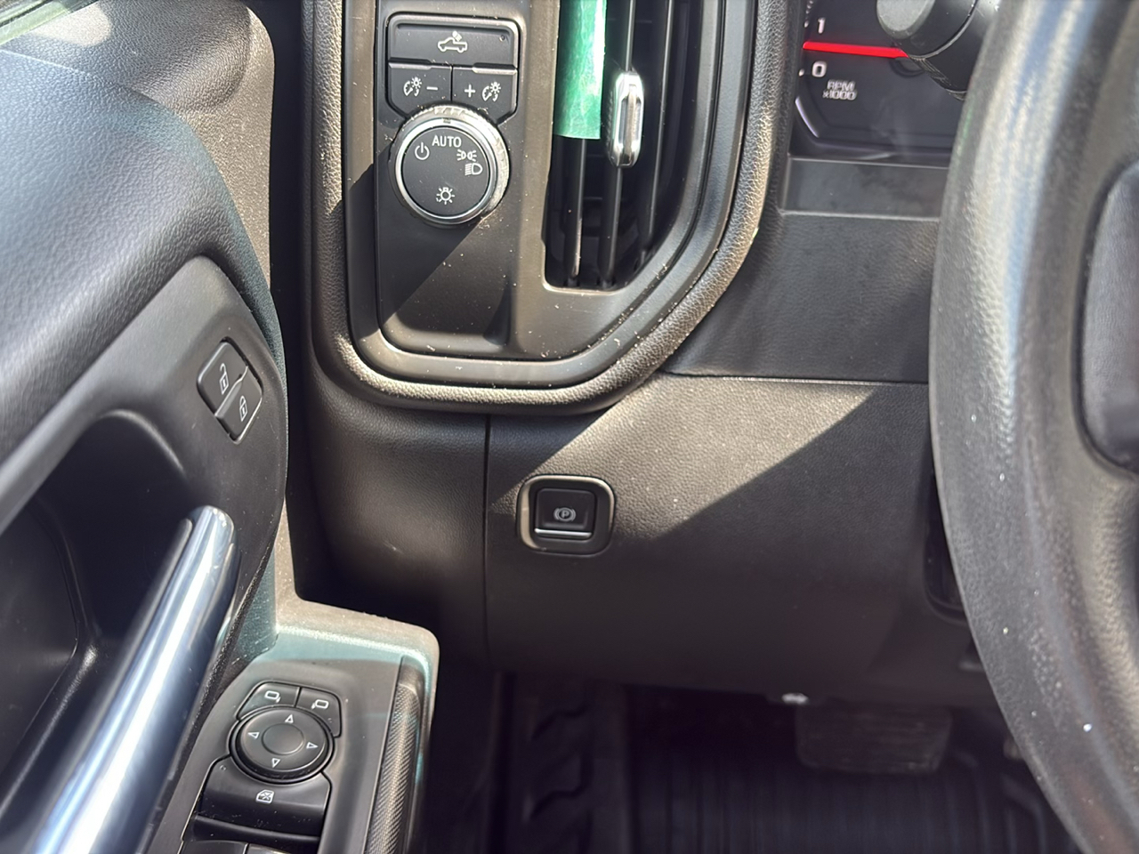 Chevrolet Silverado 1500 2WD Double Cab 147" Work Truck 2021