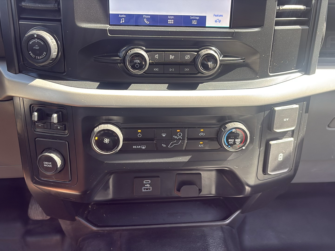 Ford F-150 XL 2WD SuperCab 6.5' Box 2022