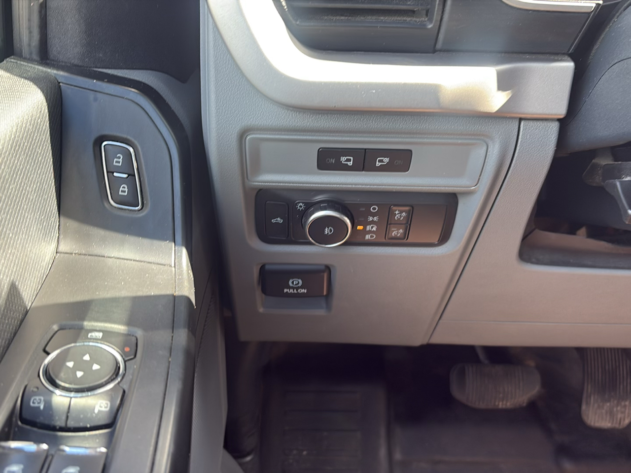 Ford F-150 XL 2WD SuperCab 6.5' Box 2022