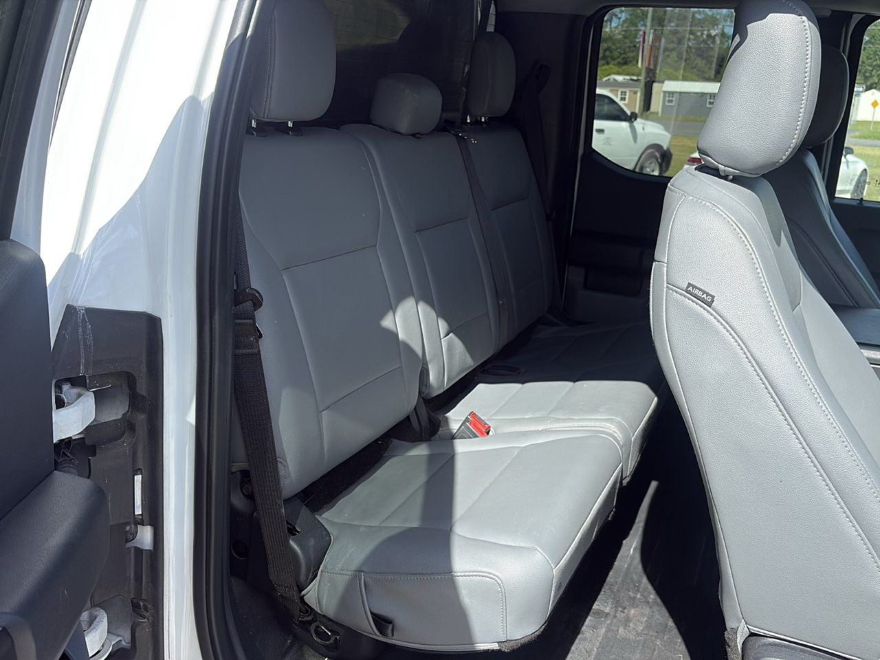 Ford F-150 XL 2WD SuperCab 6.5' Box 2022