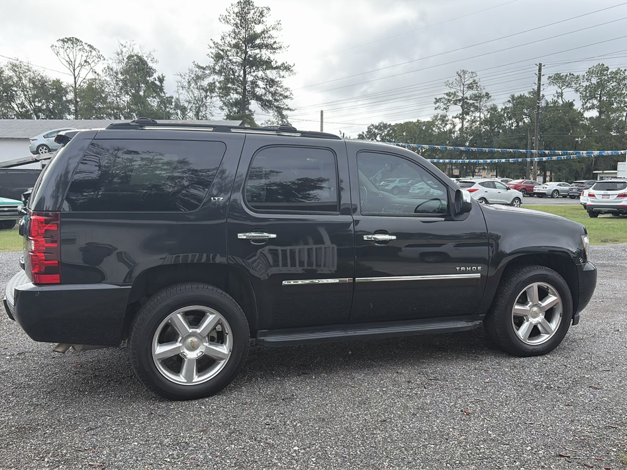 Chevrolet Tahoe 4WD 4dr 1500 LTZ 2013