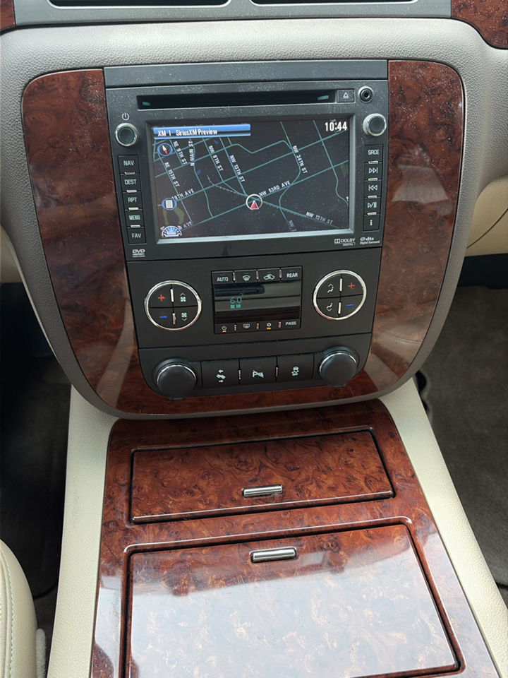 Chevrolet Tahoe 4WD 4dr 1500 LTZ 2013