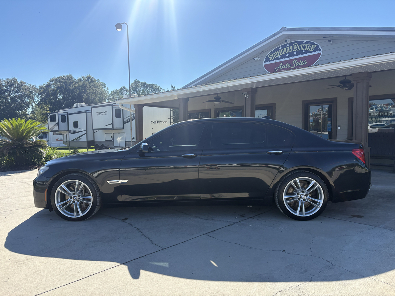 BMW 7 Series 4dr Sdn 750Li 2011
