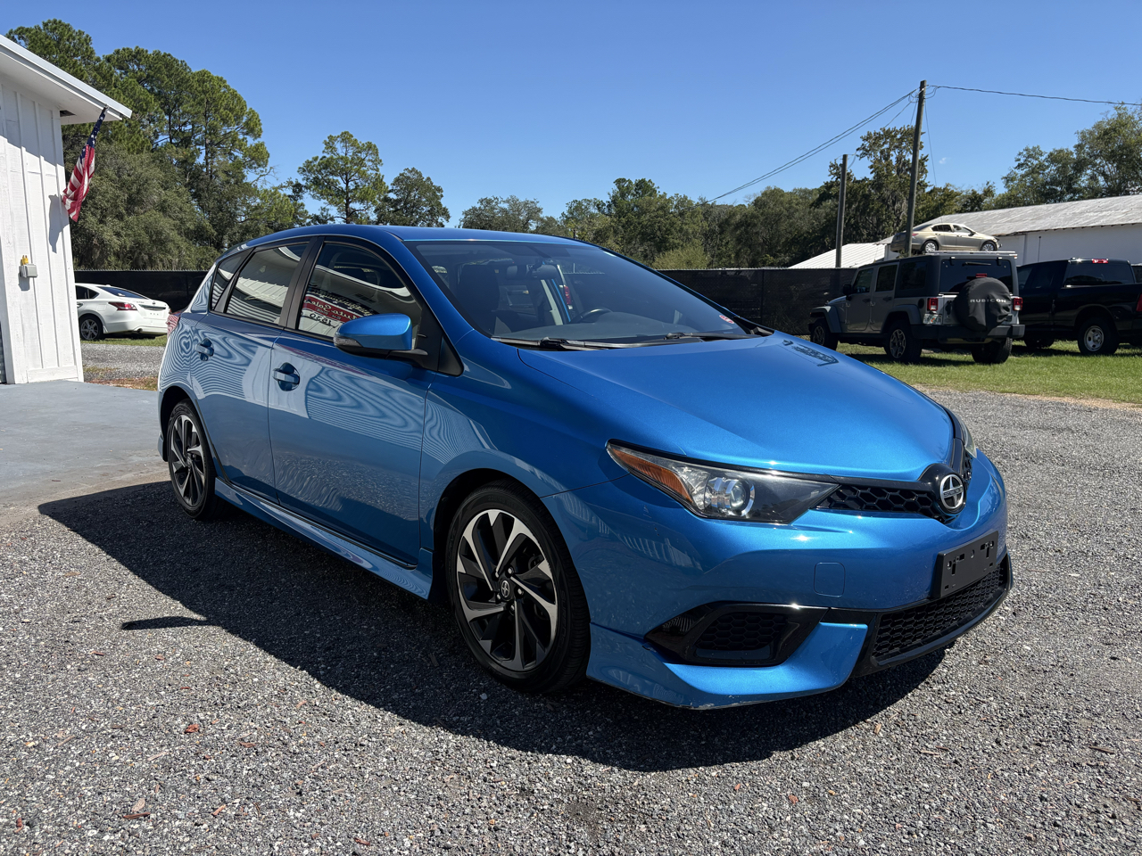 Scion iM 5dr HB Man (Natl) 2016