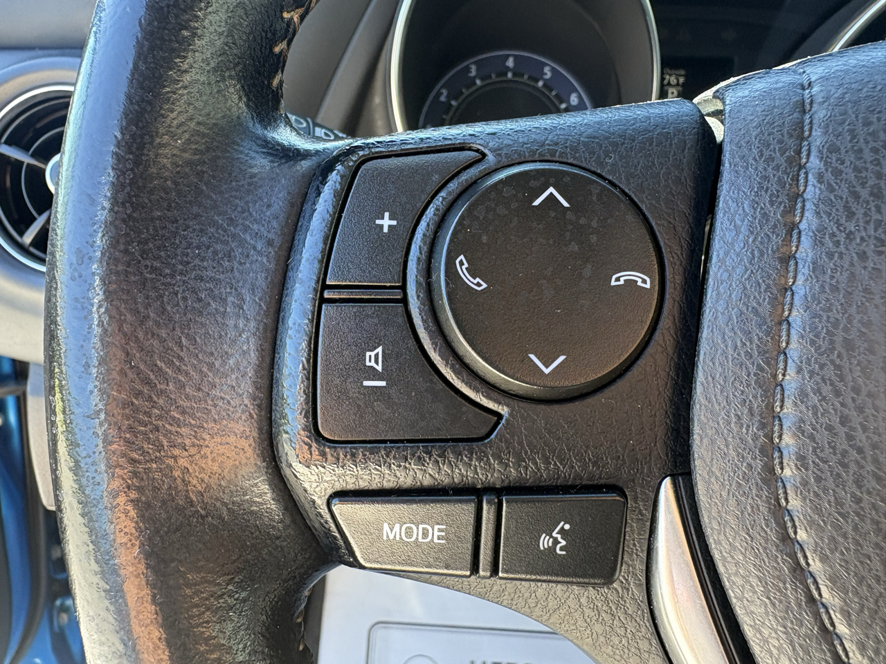 Scion iM 5dr HB Man (Natl) 2016