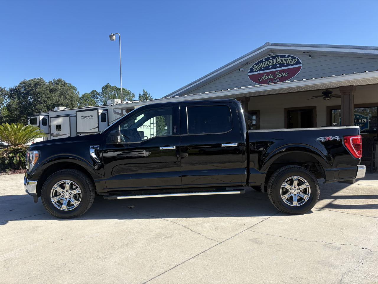 Ford F-150 4WD SuperCrew 139" XLT 2022
