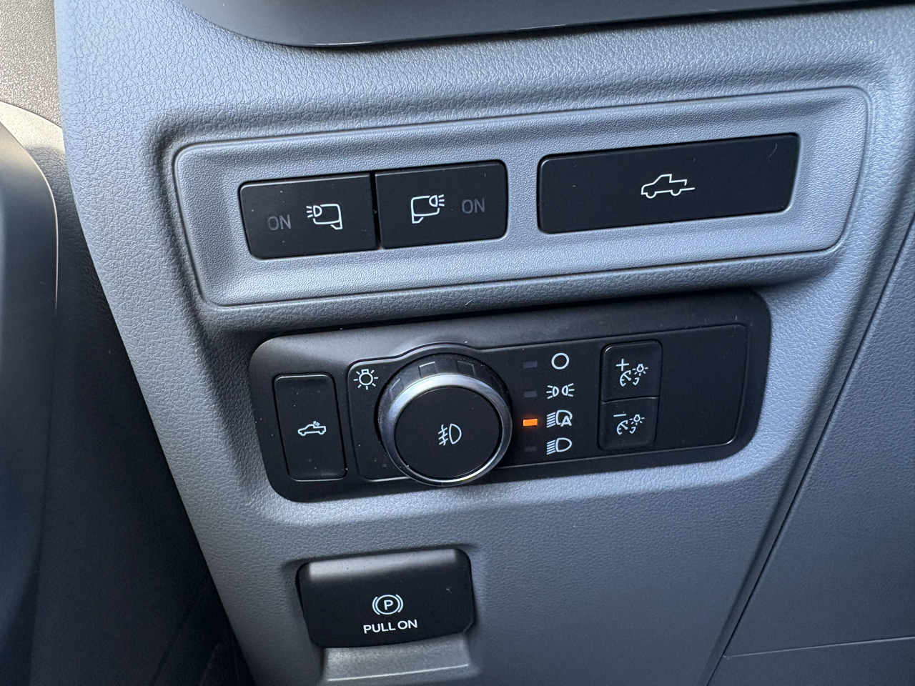 Ford F-150 4WD SuperCrew 139" XLT 2022