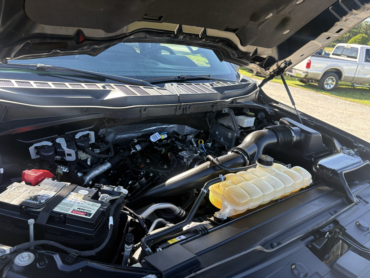 Ford F-150 4WD SuperCrew 139" XLT 2022