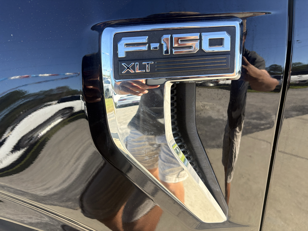 Ford F-150 4WD SuperCrew 139" XLT 2022