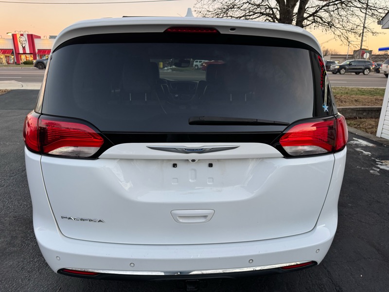 Chrysler Pacifica Touring-L Plus 2018
