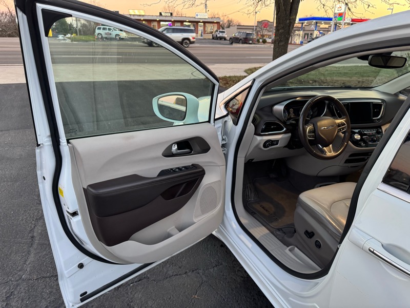 Chrysler Pacifica Touring-L Plus 2018