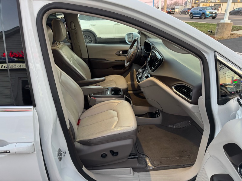 Chrysler Pacifica Touring-L Plus 2018