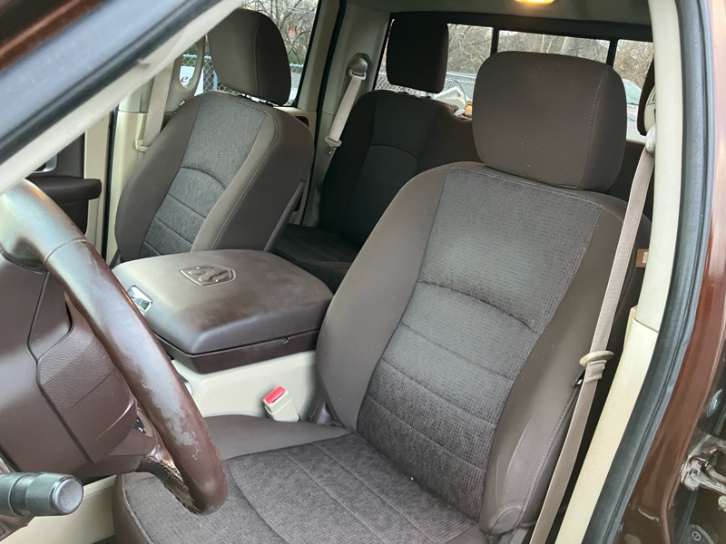 RAM 1500 Big Horn Quad Cab 4WD 2013