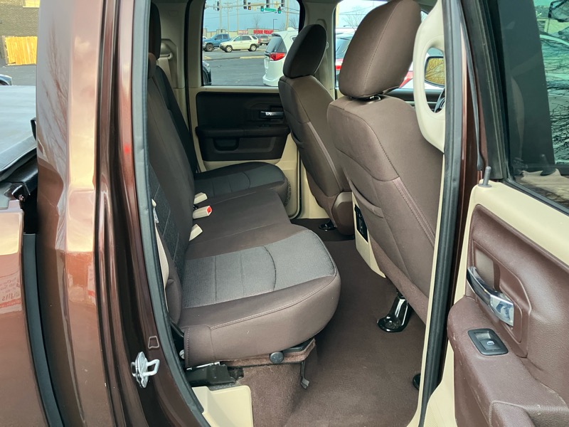 RAM 1500 Big Horn Quad Cab 4WD 2013