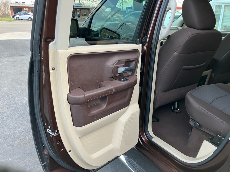 RAM 1500 Big Horn Quad Cab 4WD 2013