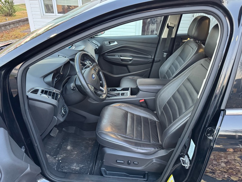 Ford Escape Titanium FWD 2017