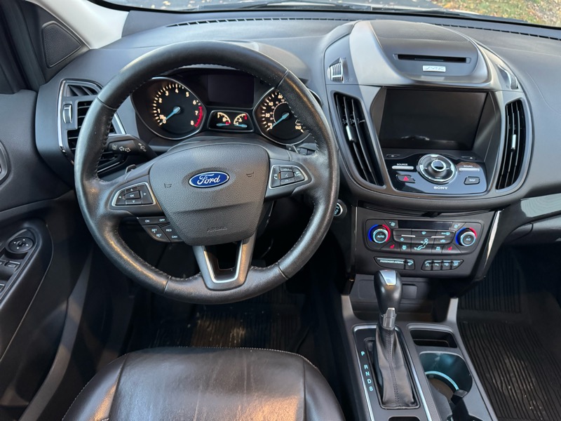 Ford Escape Titanium FWD 2017