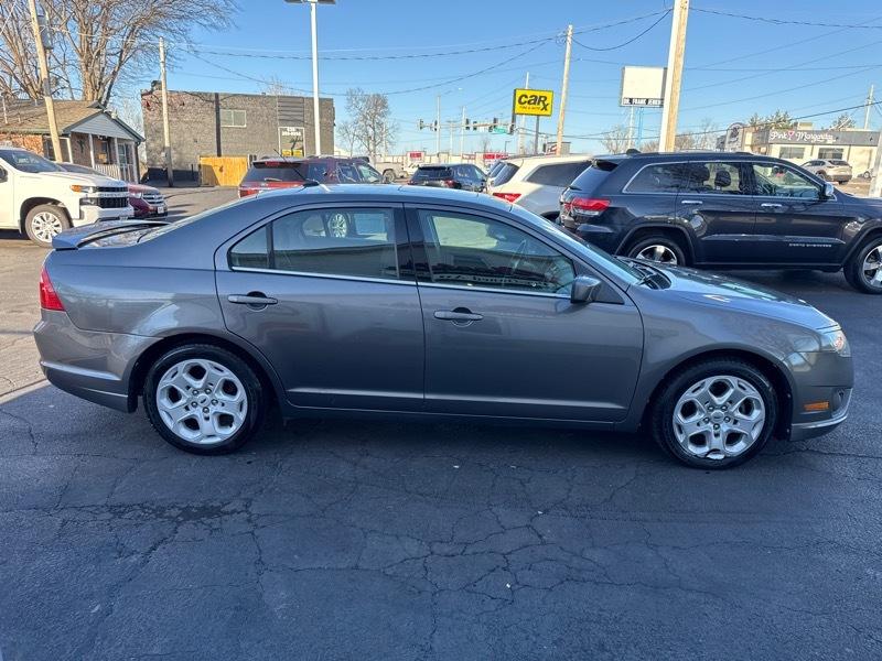 Ford Fusion SE 2010