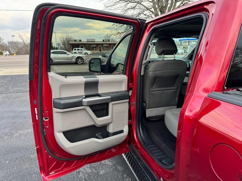 Ford F-150 Lariat SuperCrew 5.5-ft. Bed 4WD 2016