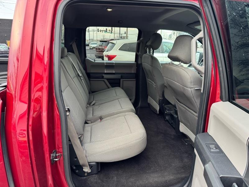 Ford F-150 Lariat SuperCrew 5.5-ft. Bed 4WD 2016