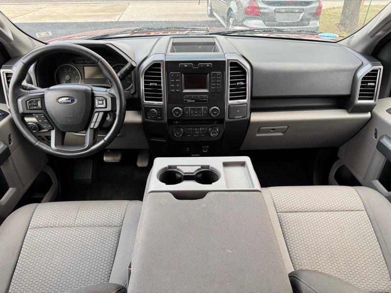 Ford F-150 Lariat SuperCrew 5.5-ft. Bed 4WD 2016