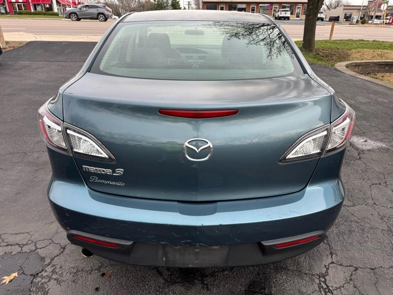 Mazda MAZDA3 i Touring 4-door 2010