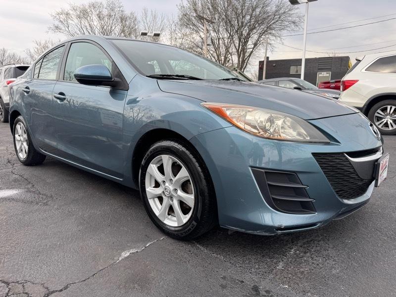 Mazda MAZDA3 i Touring 4-door 2010
