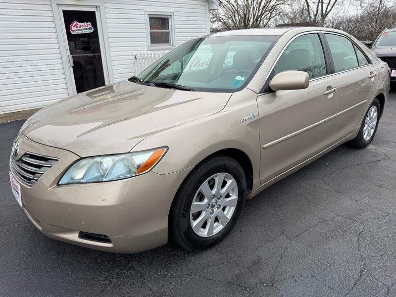Toyota Camry Hybrid XLE 2009