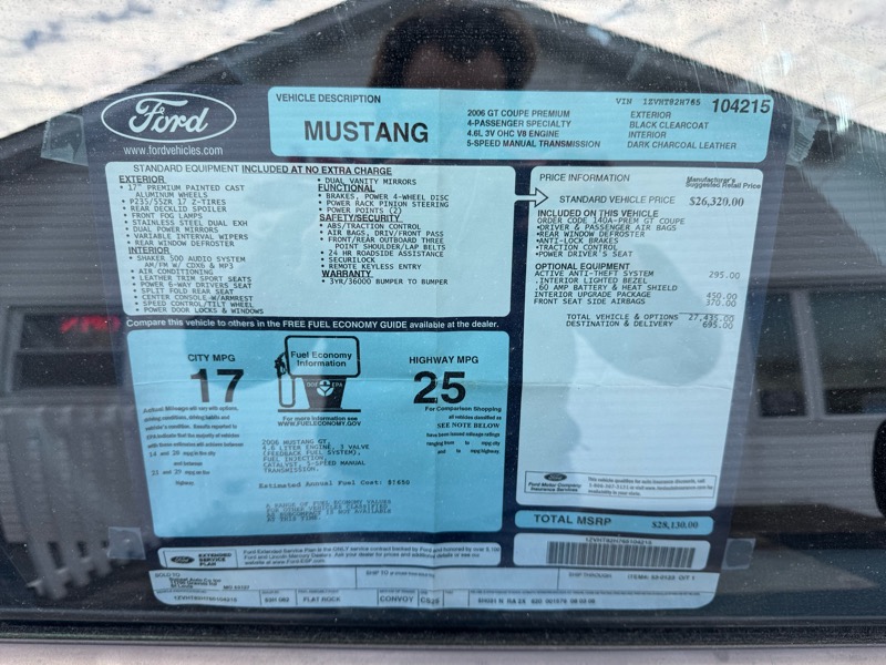 Ford Mustang GT Deluxe Coupe 2006