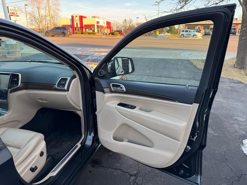 Jeep Grand Cherokee Limited 4WD 2015