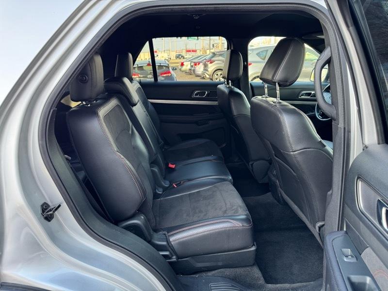 Ford Explorer XLT 4WD 2018