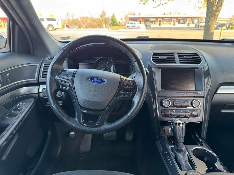 Ford Explorer XLT 4WD 2018