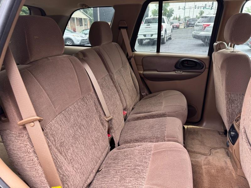 Chevrolet TrailBlazer LS 4WD 2003
