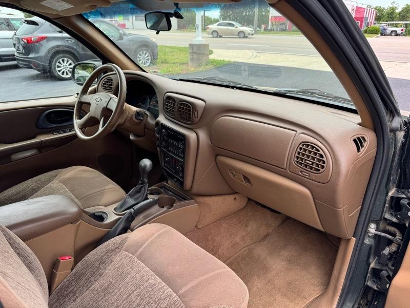 Chevrolet TrailBlazer LS 4WD 2003