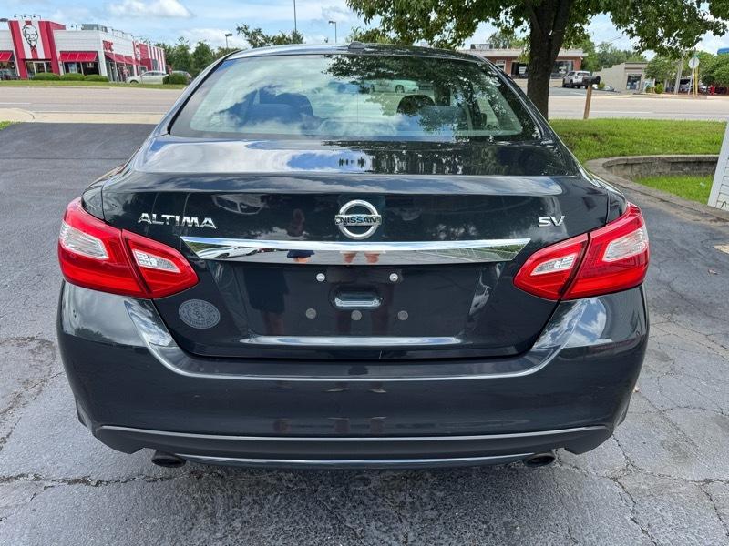 Nissan Altima 2.5 SV 2017