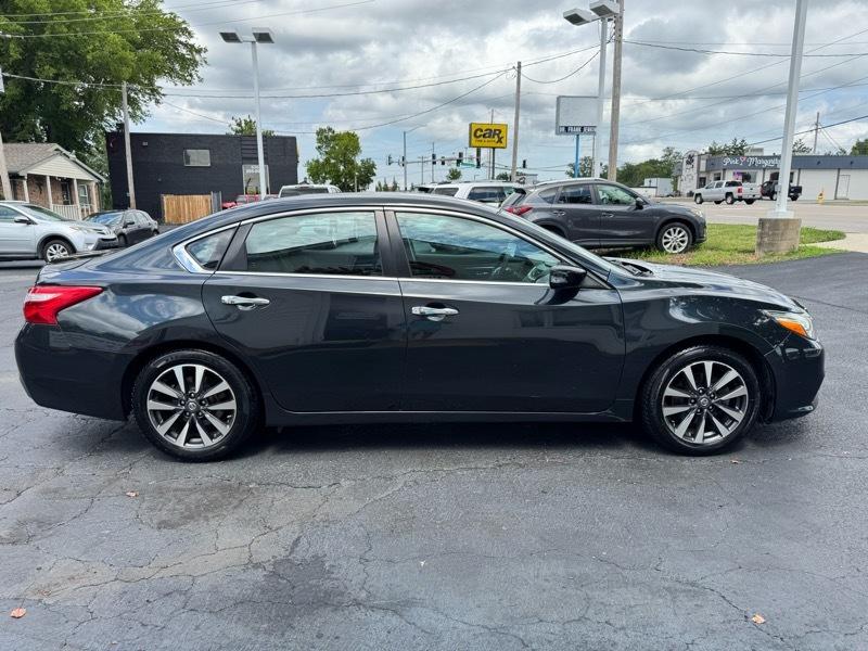 Nissan Altima 2.5 SV 2017
