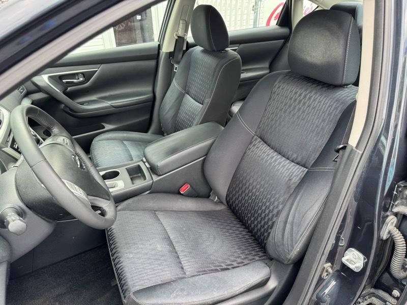 Nissan Altima 2.5 SV 2017