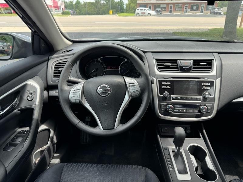 Nissan Altima 2.5 SV 2017