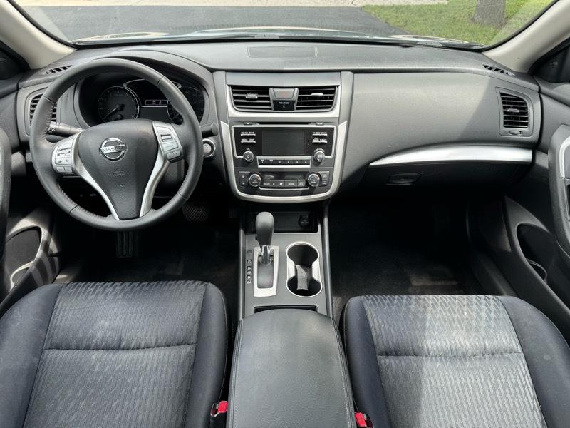 Nissan Altima 2.5 SV 2017