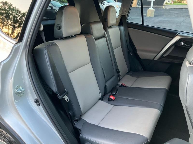 Toyota RAV4 Limited FWD 2015