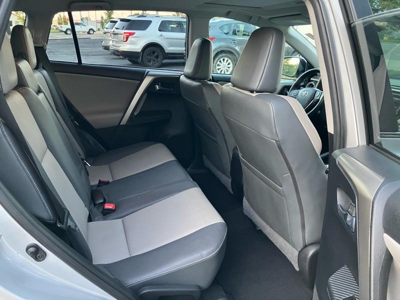 Toyota RAV4 Limited FWD 2015
