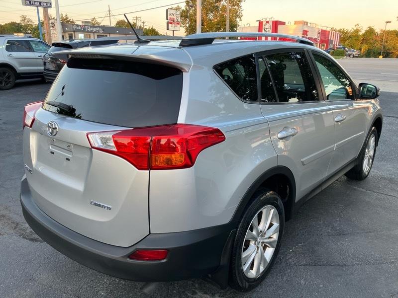 Toyota RAV4 Limited FWD 2015