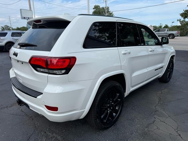 Jeep Grand Cherokee  2017