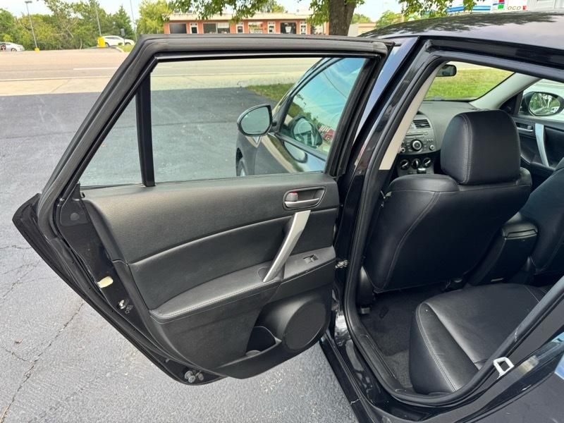 Mazda MAZDA3 I Grand Touring 5-Door 2012