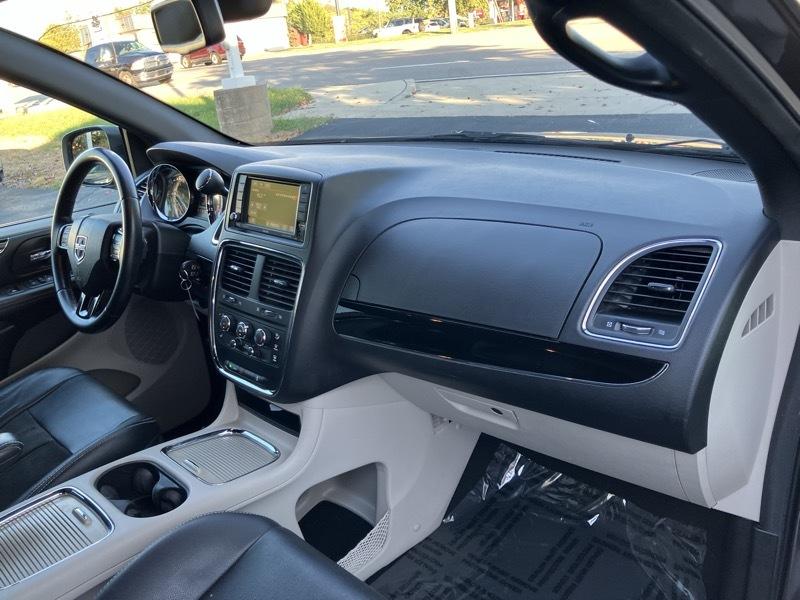 Dodge Grand Caravan SXT 2019